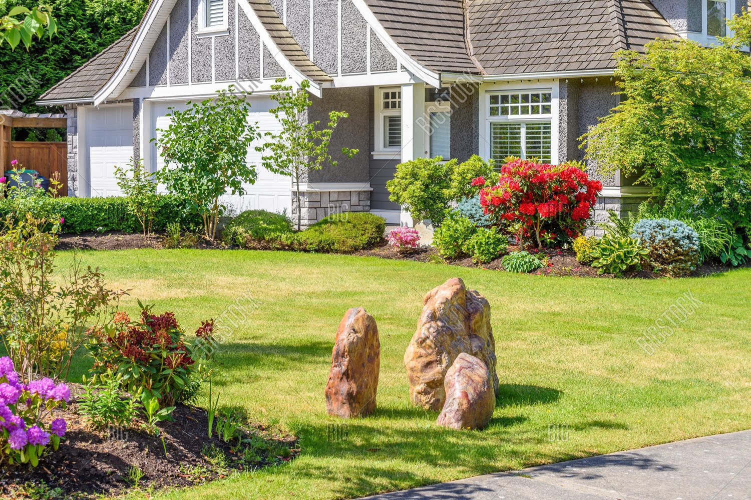 Cuties-Lawn-Garden